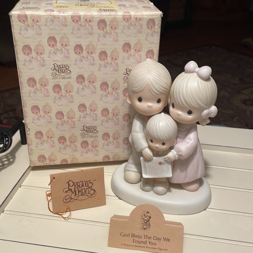 Precious Moments ‘God Bless the Day We Found You” 1986 #100145. Collectible